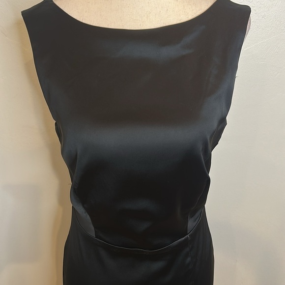 HOUSE OF HARLOW BLACK SATIN MINI DRESS WITH LOW BACK SIZE 2 - Picture 3 of 8